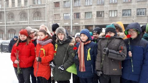 В школе прошли мероприятия, посвященные 75-й годовщине снятия блокады Ленинграда.